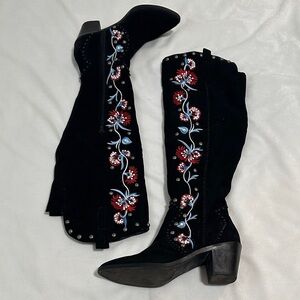 🐎 Carlos by Carlos Santana Embroidered & Beaded Boots